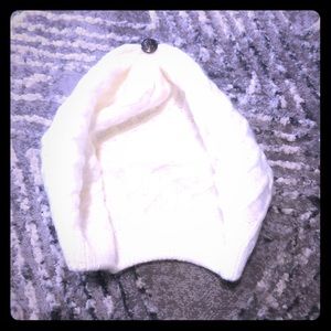 NWOT - Round knit hat